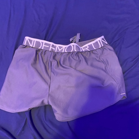under armor shorts! - Picture 2 of 2